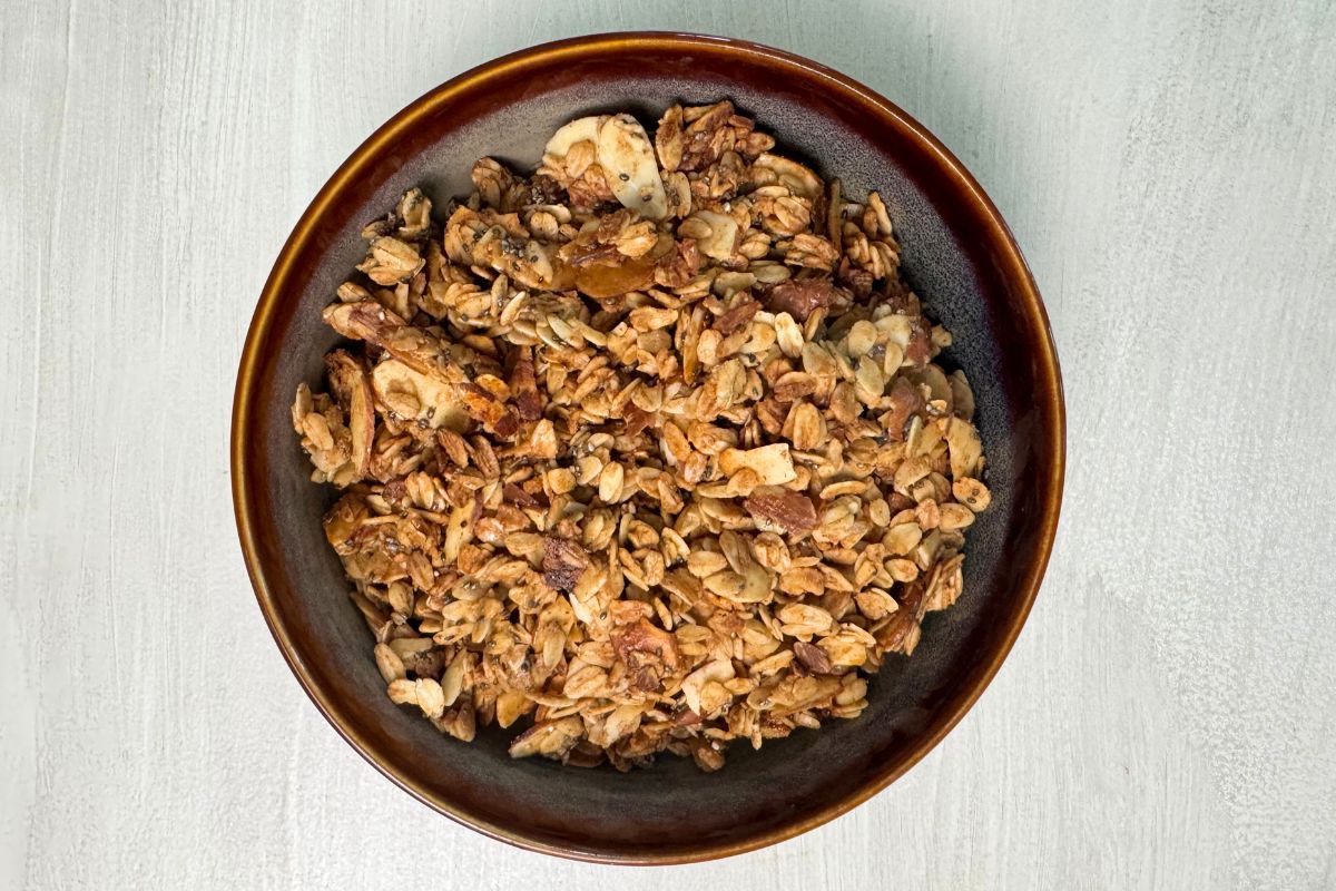 granola in bowl