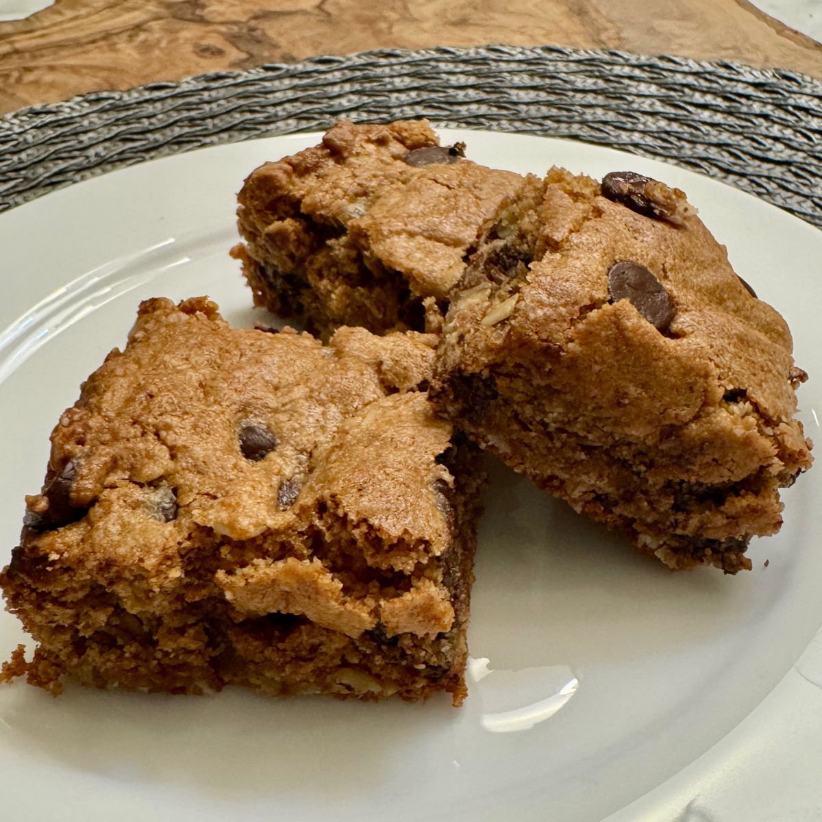 Oatmeal Blondie Squares on Plate