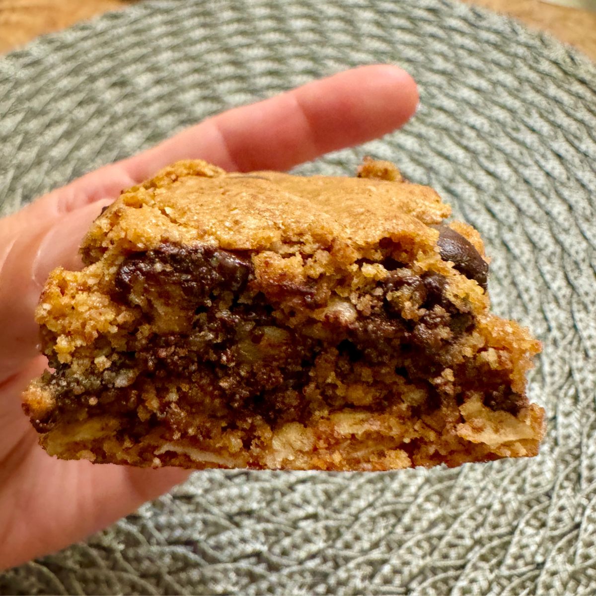 Oatmeal Blondie in hand